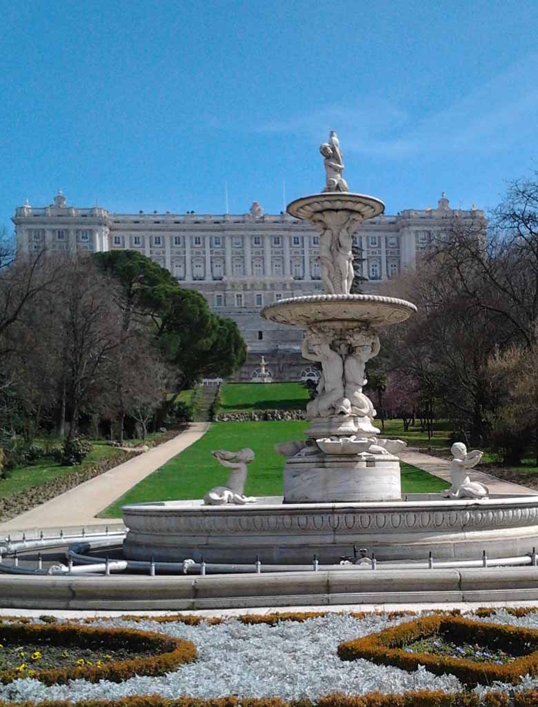 royal-palace
